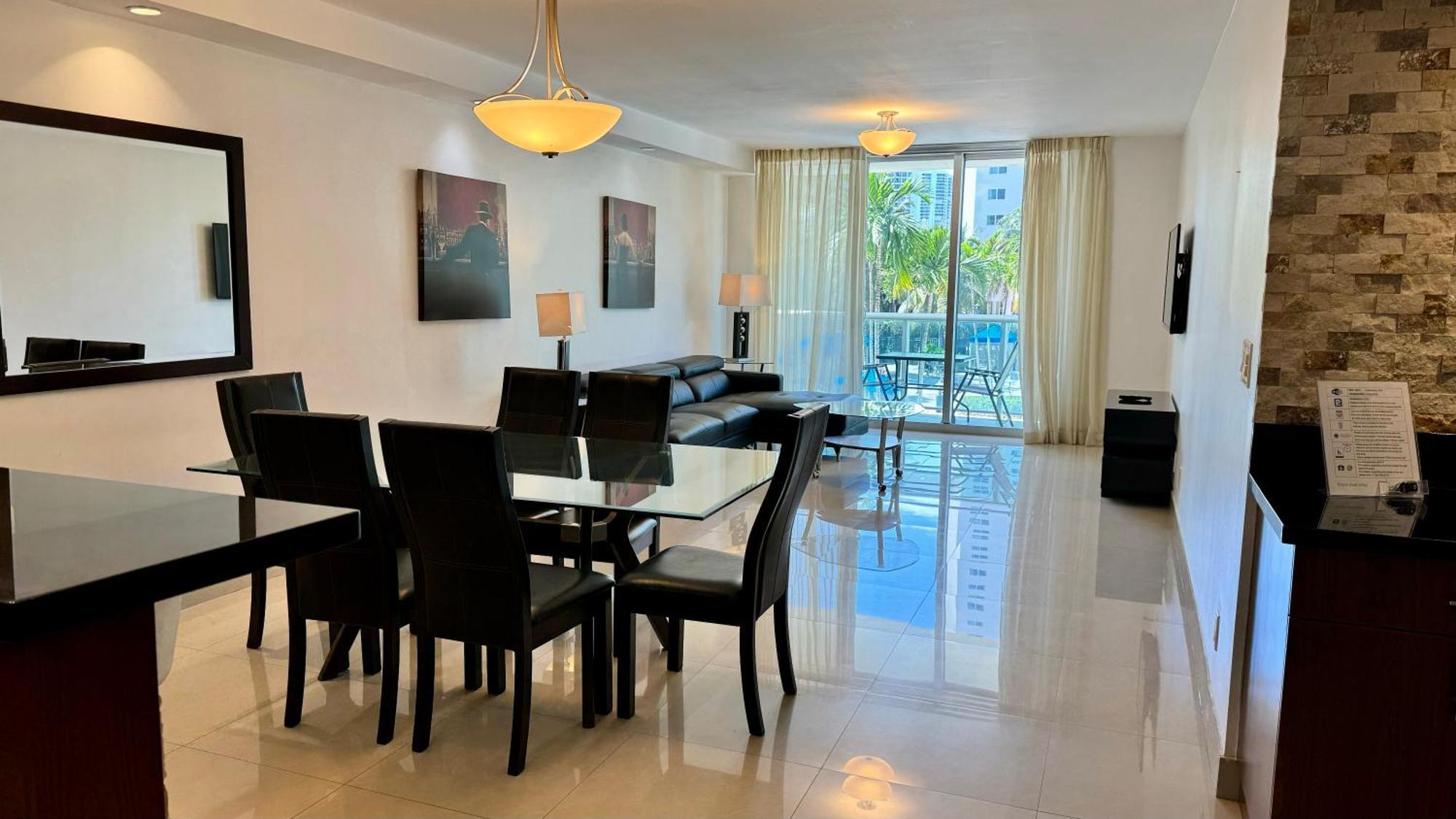 Sunny Isles Condo Resort ไมอามีบีช ภายนอก รูปภาพ